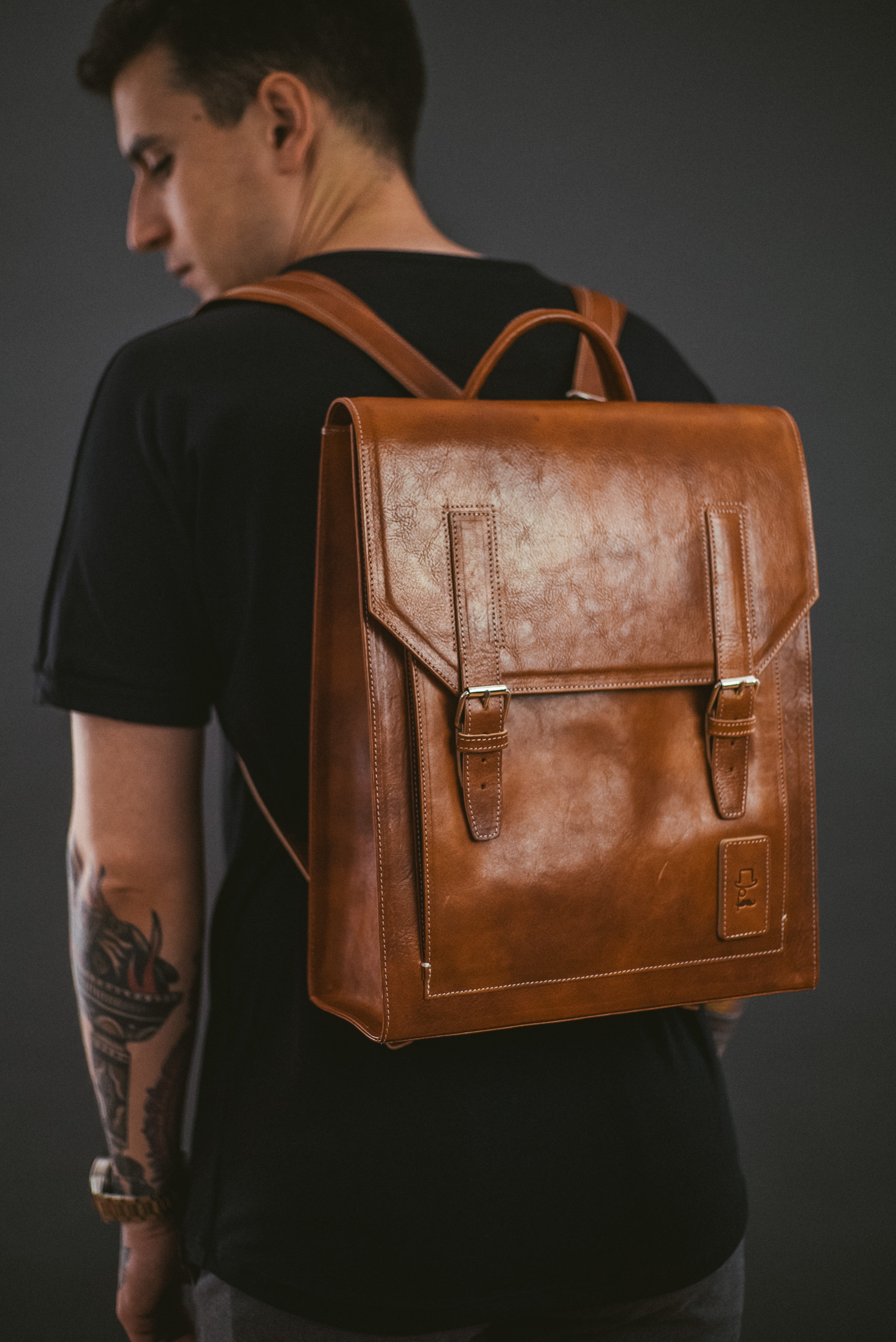 No.01 COMPANION LEATHER BACKPACK, BROWN