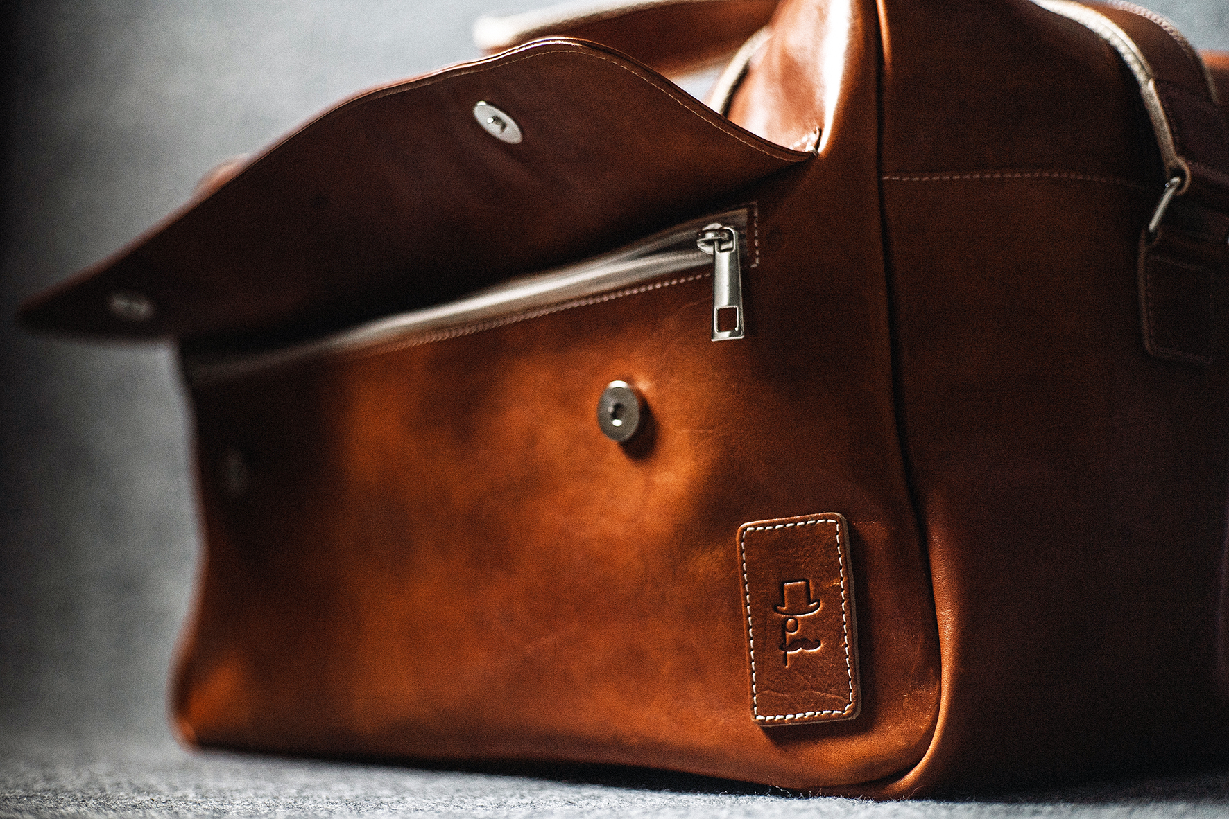 No.07 PARTNER TRAVEL BAG, COGNAC